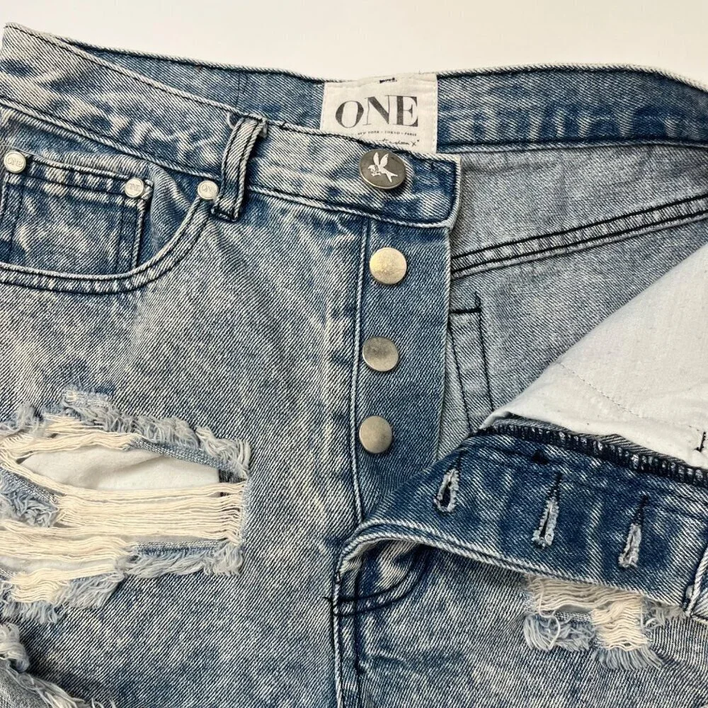 One Teaspoon denim jean shorts distressed ripped Rolled hem High Rise Size 24